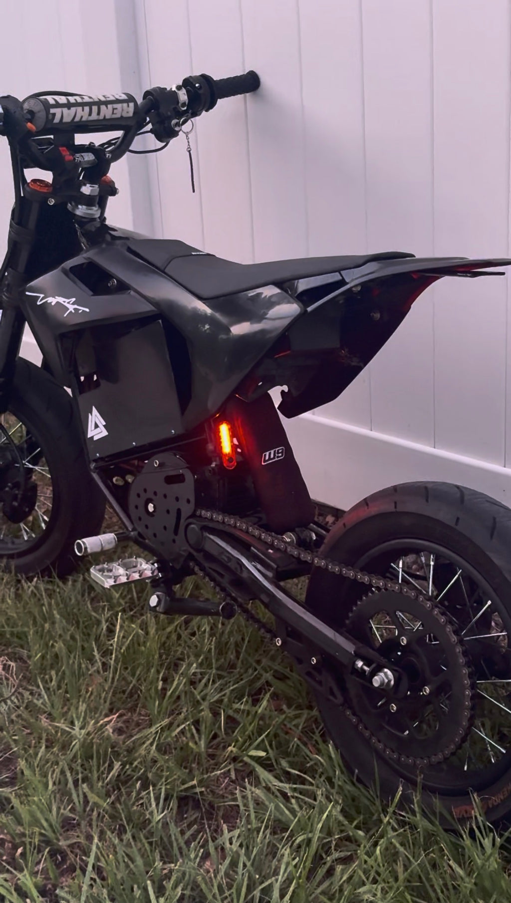 12 inch kenda curve supermotos